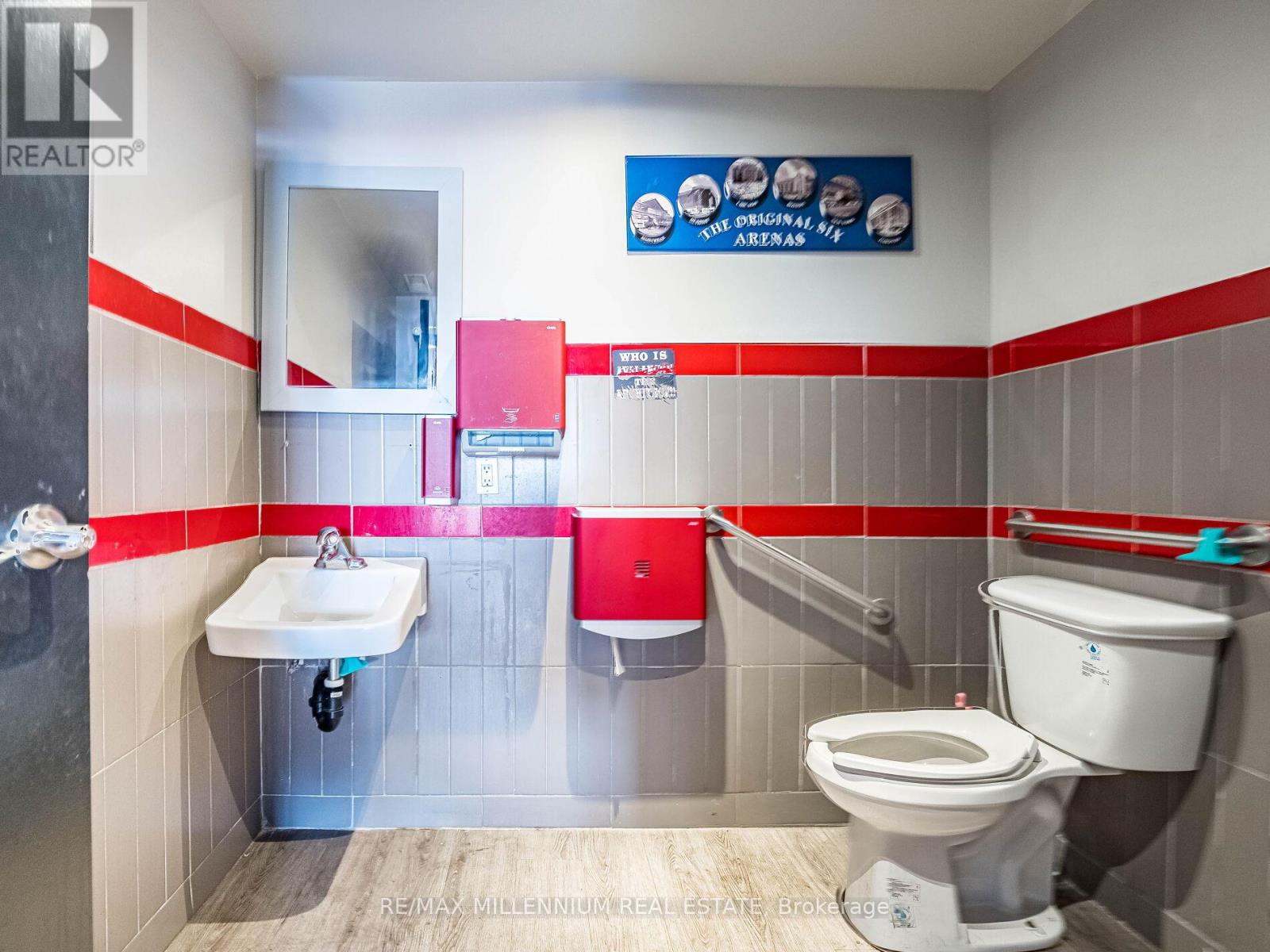 2905 Eglinton Avenue W, Mississauga, Ontario  L5M 6J3 - Photo 31 - W12704626