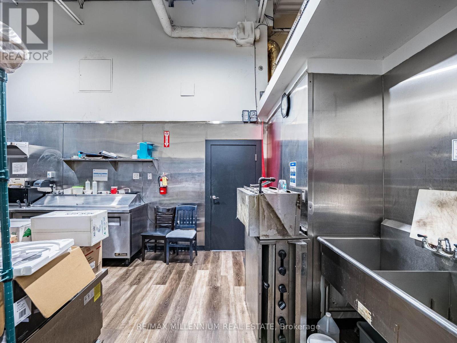 2905 Eglinton Avenue W, Mississauga, Ontario  L5M 6J3 - Photo 40 - W12704626