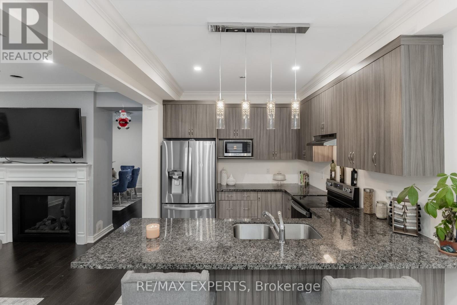 15 Nightjar Drive, Brampton, Ontario  L7A 5A1 - Photo 7 - W12704632