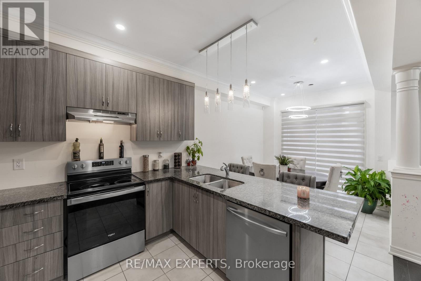 15 Nightjar Drive, Brampton, Ontario  L7A 5A1 - Photo 8 - W12704632