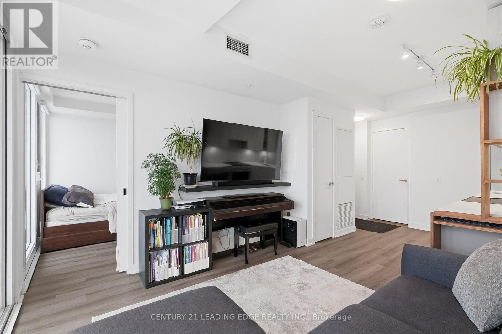 3805 - 3883 Quartz Road, Mississauga, Ontario  L5B 0M4 - Photo 11 - W12704640