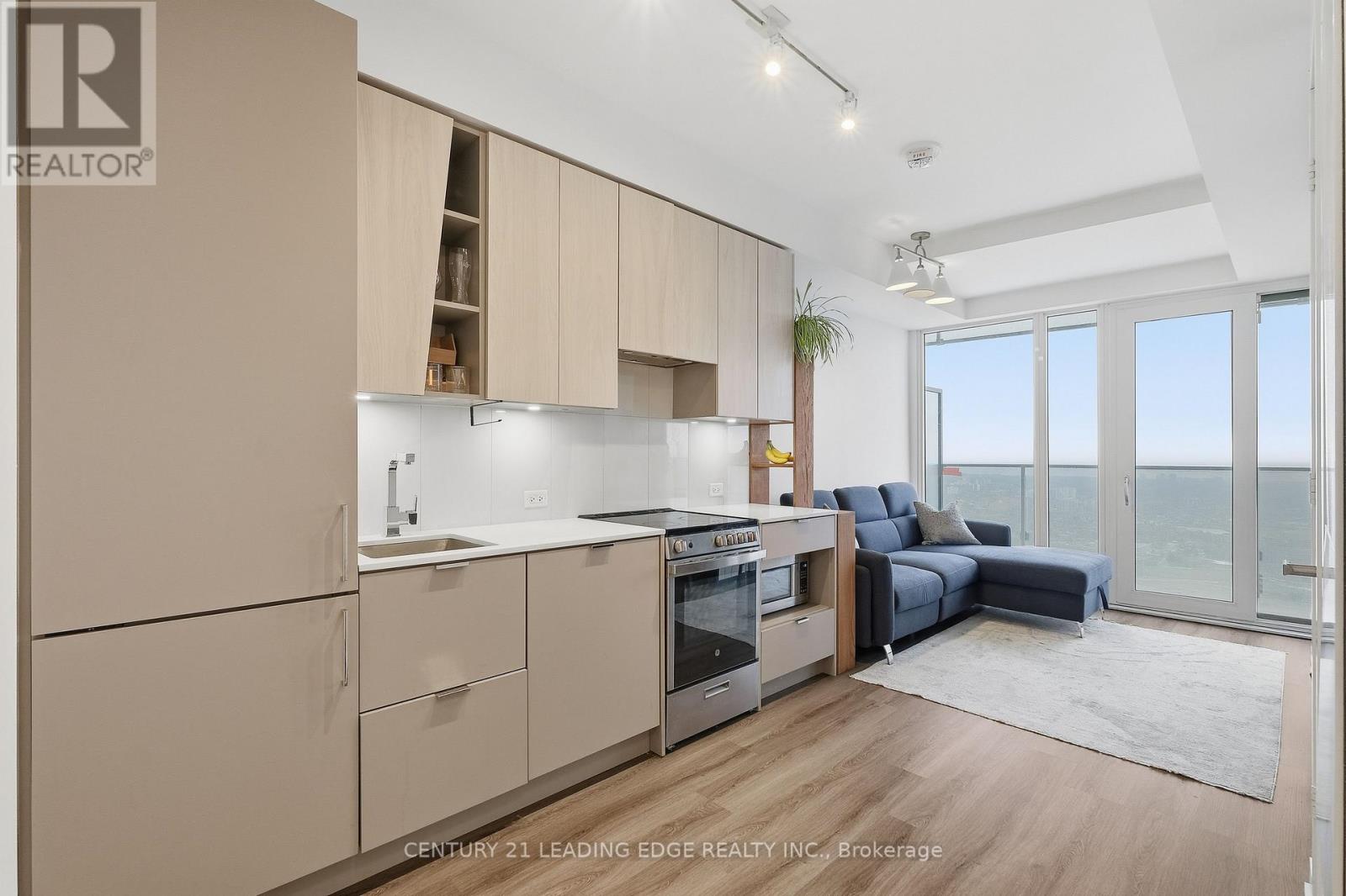 3805 - 3883 Quartz Road, Mississauga, Ontario  L5B 0M4 - Photo 2 - W12704640