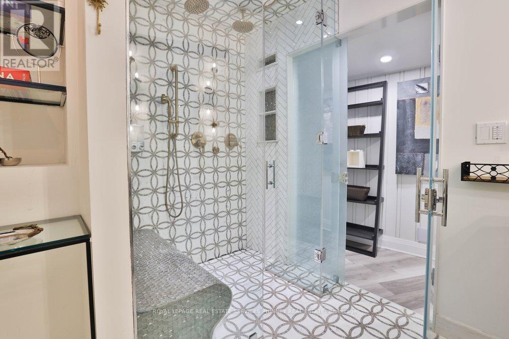 1352 Nocturne Court, Mississauga, Ontario  L5H 2L8 - Photo 27 - W12704642