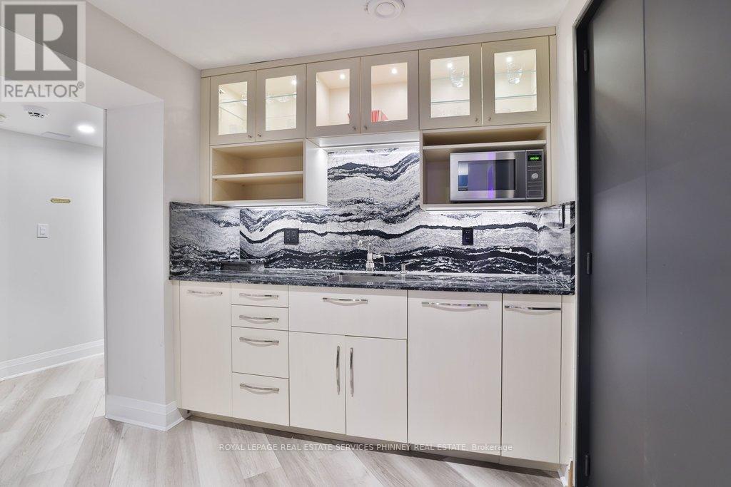 1352 Nocturne Court, Mississauga, Ontario  L5H 2L8 - Photo 31 - W12704642