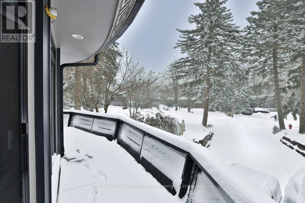 1352 Nocturne Court, Mississauga, Ontario  L5H 2L8 - Photo 35 - W12704642