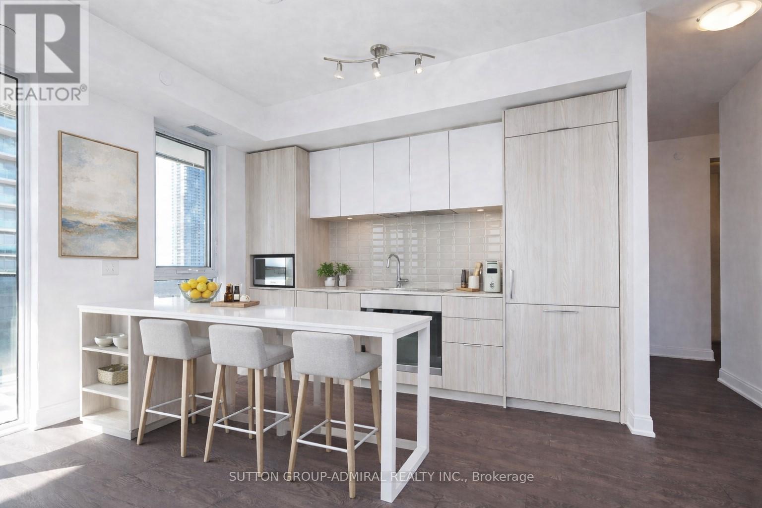 807 - 70 Annie Craig Drive, Toronto, Ontario  M8V 0C4 - Photo 5 - W12704706