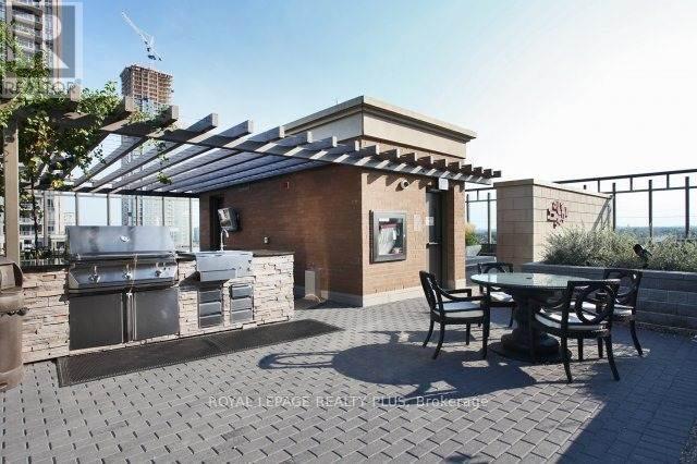 906 - 385 Prince Of Wales Drive, Mississauga, Ontario  L5B 0C6 - Photo 15 - W12704738