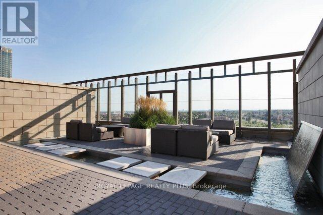 906 - 385 Prince Of Wales Drive, Mississauga, Ontario  L5B 0C6 - Photo 16 - W12704738