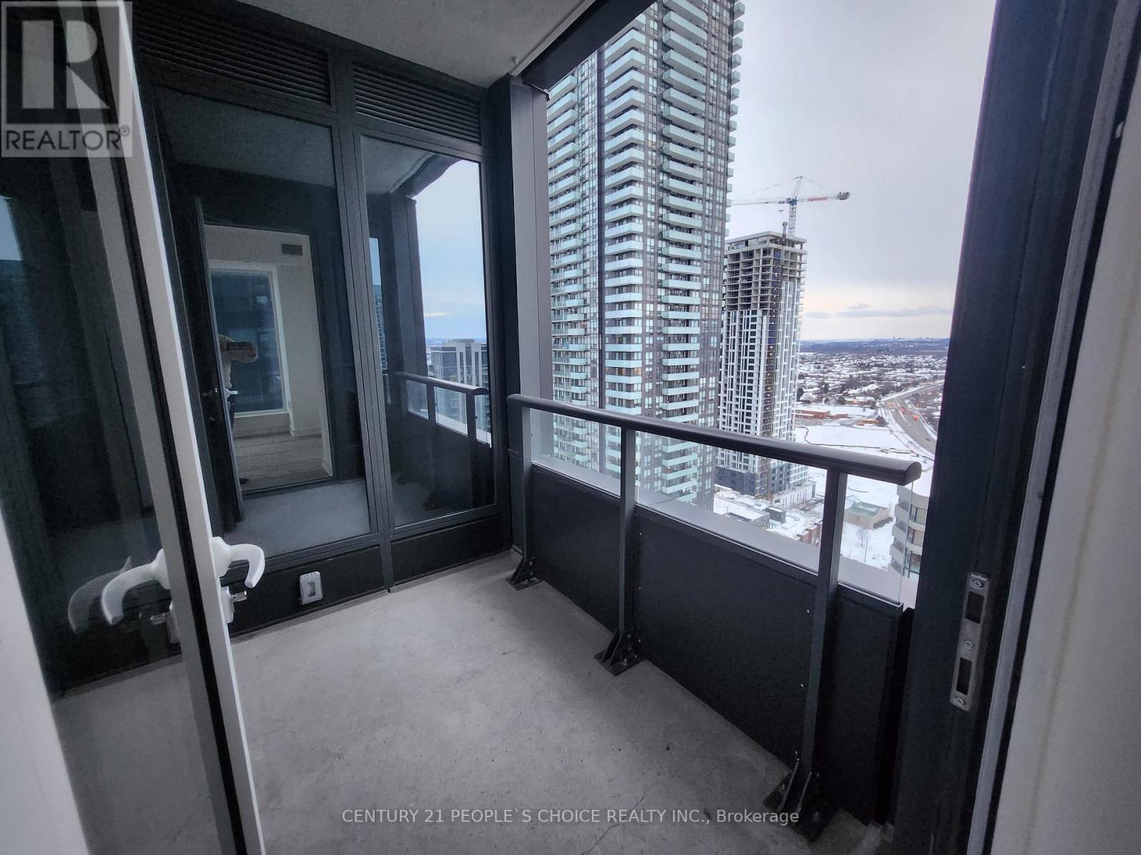 2510 - 395 Square One Drive, Mississauga, Ontario  L5B 0P6 - Photo 4 - W12704826