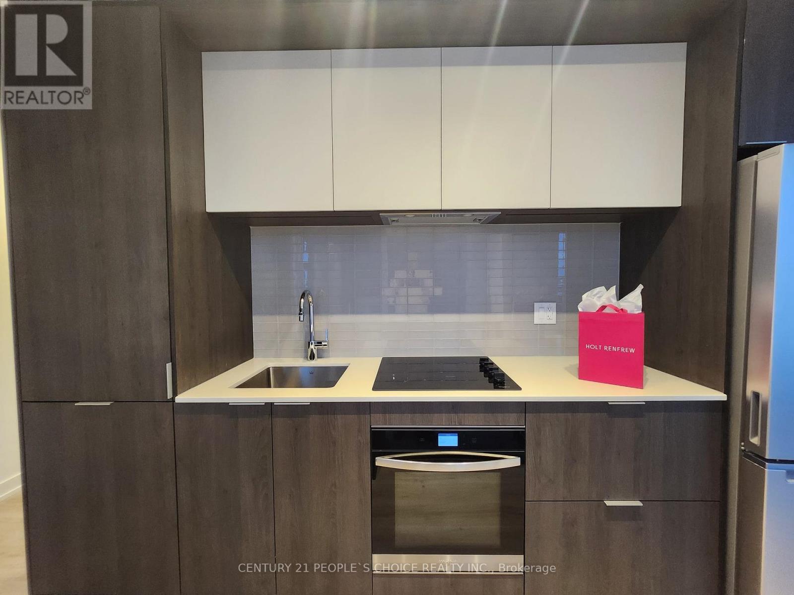 2510 - 395 Square One Drive, Mississauga, Ontario  L5B 0P6 - Photo 7 - W12704826