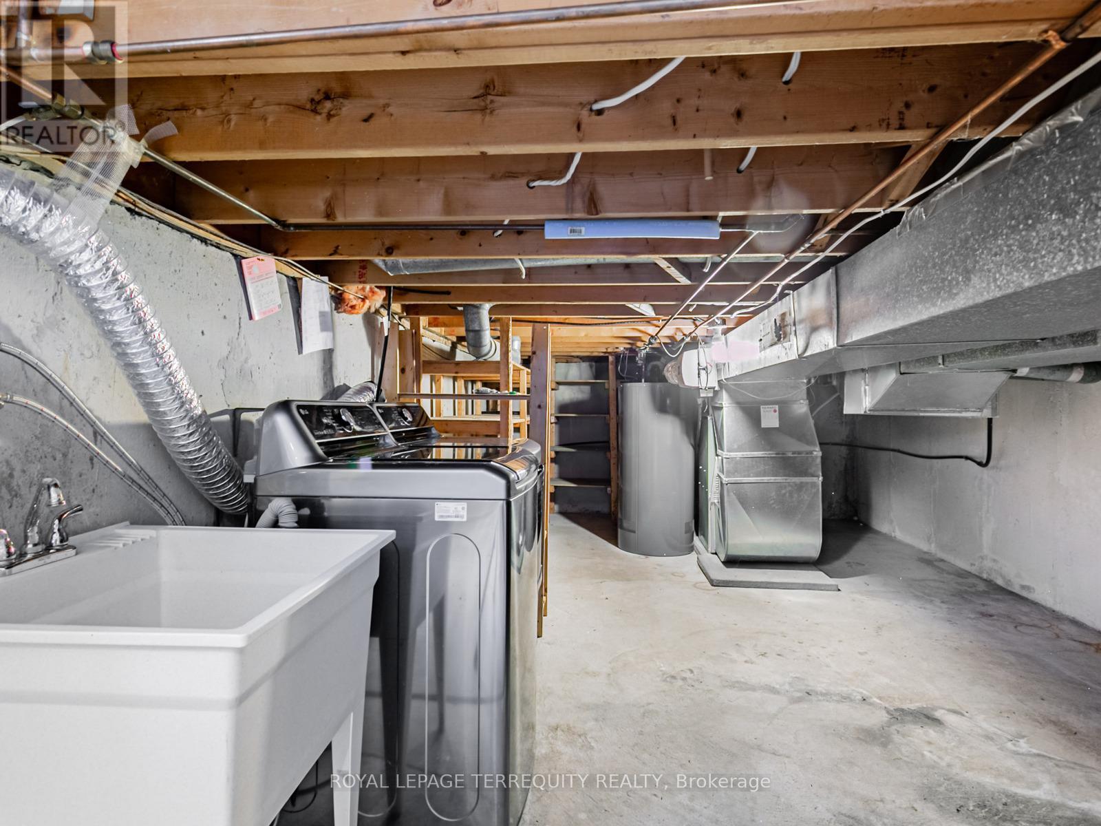 2619 Spruce Needle Drive, Mississauga, Ontario  L5L 1M8 - Photo 32 - W12704844