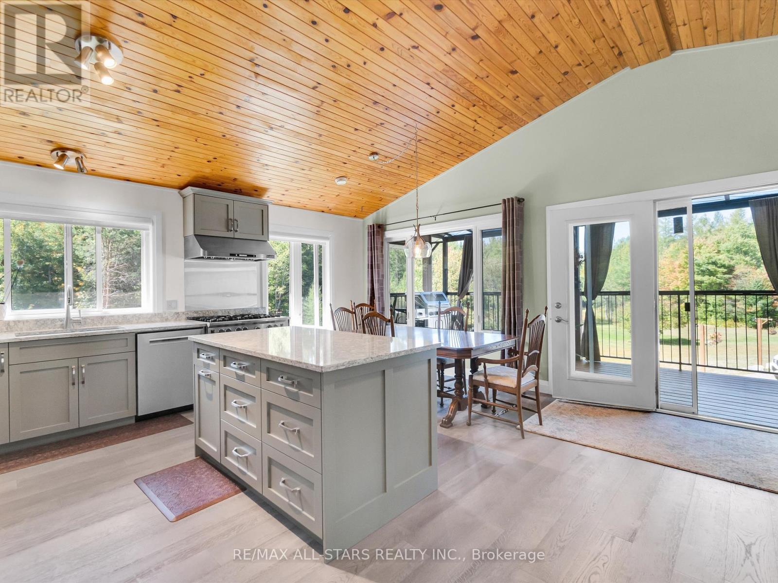 1435 Falkenburg Road, Muskoka Lakes, Ontario  P1L 1X4 - Photo 18 - X12704692