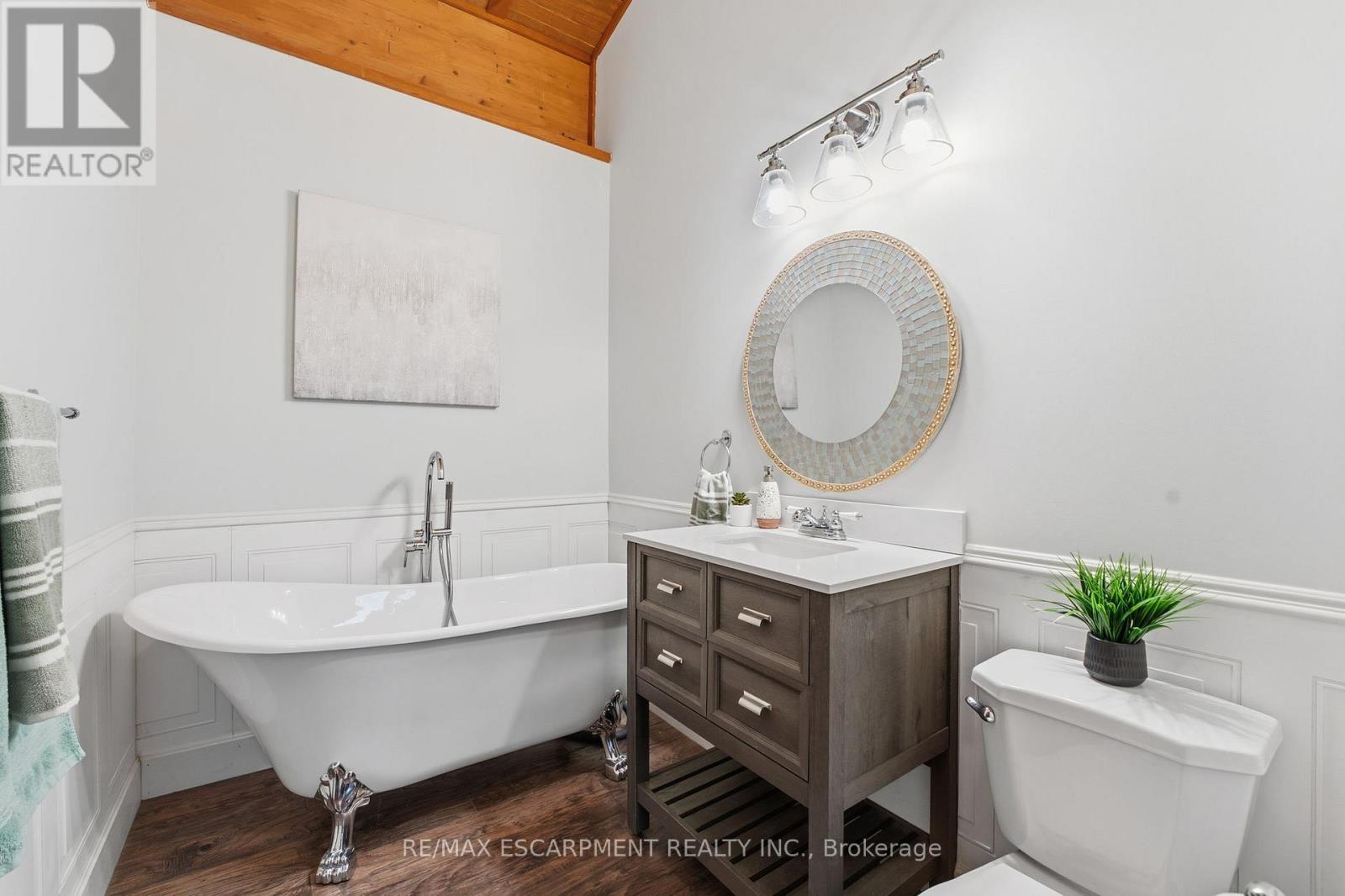 430 Winniett Street, Haldimand, Ontario  N3W 1E4 - Photo 15 - X12704718