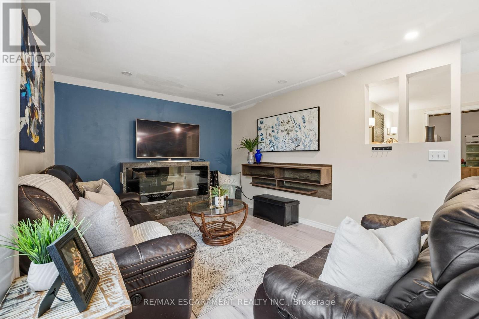 430 Winniett Street, Haldimand, Ontario  N3W 1E4 - Photo 17 - X12704718