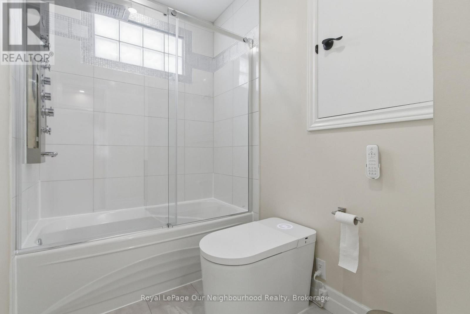 181 Mcmaster Drive, London South, Ontario  N6K 1J6 - Photo 11 - X12704758