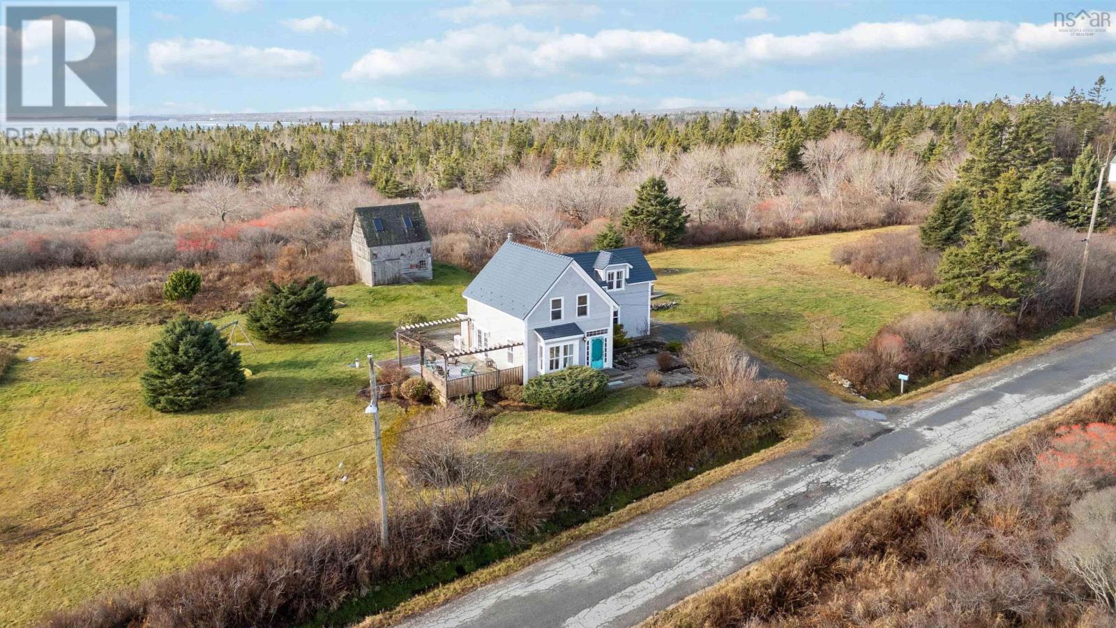 34 Lighthouse Road, Western Head, Nova Scotia  B0T 1K0 - Photo 2 - 202600952