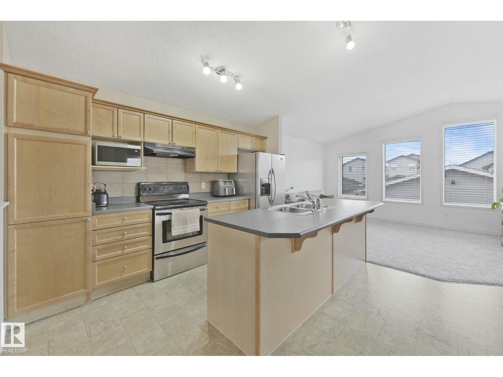 119 Brintnell Bv Nw, Edmonton, Alberta  T5Y 3L9 - Photo 11 - E4470315