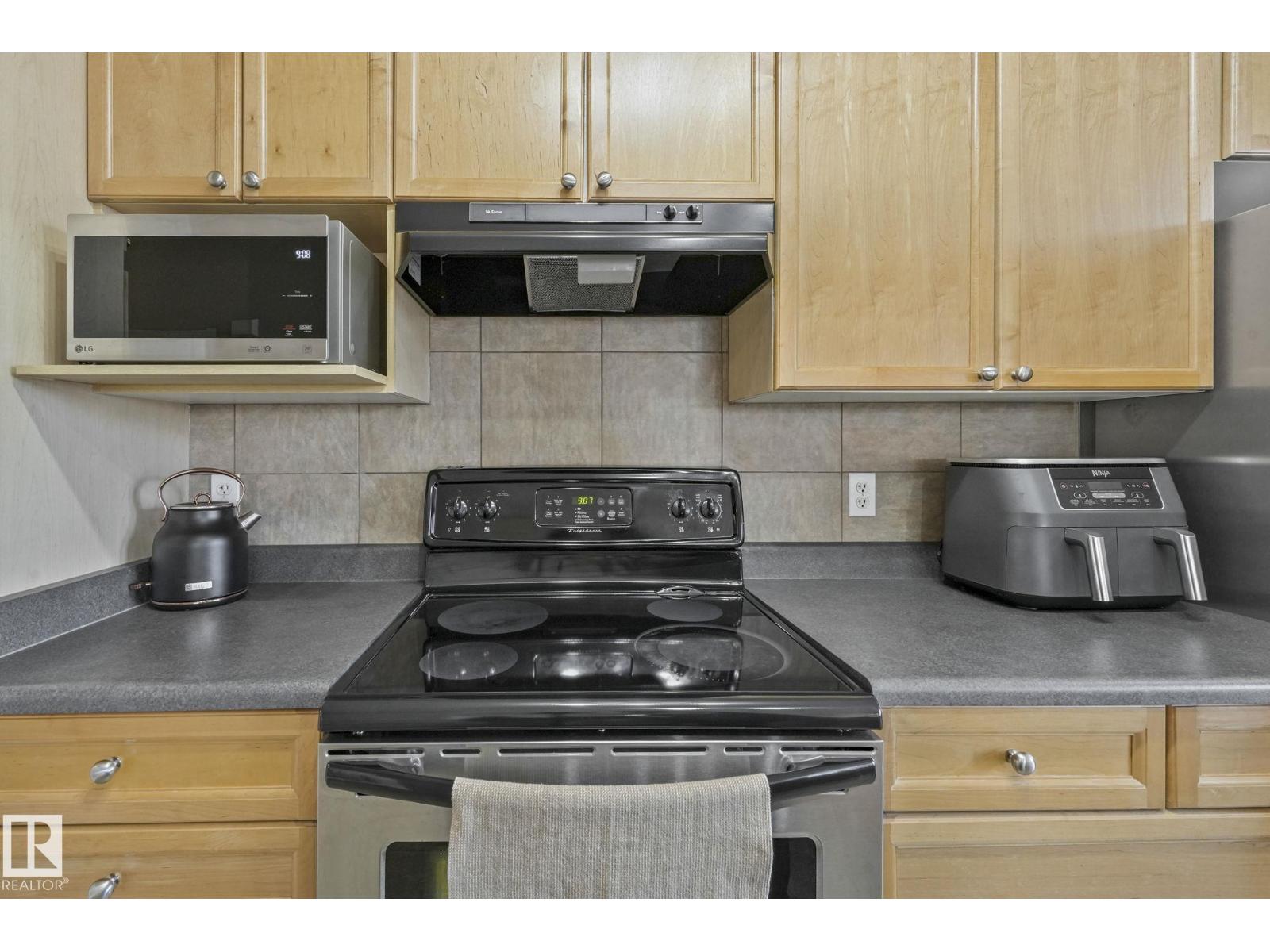 119 Brintnell Bv Nw, Edmonton, Alberta  T5Y 3L9 - Photo 14 - E4470315