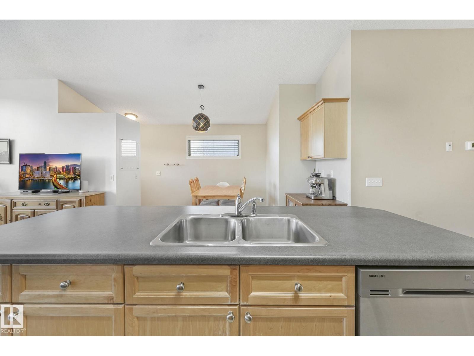 119 Brintnell Bv Nw, Edmonton, Alberta  T5Y 3L9 - Photo 15 - E4470315