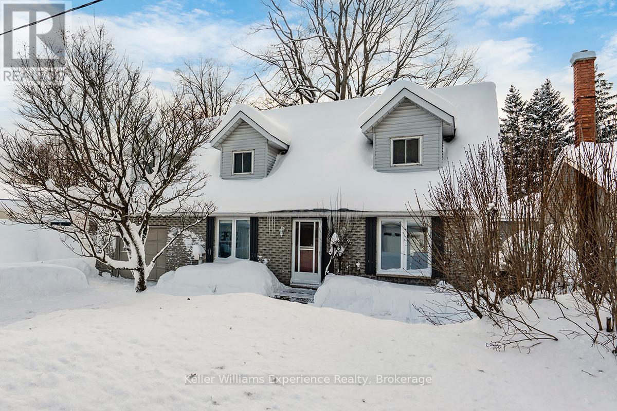 4 Dunlop Street, Penetanguishene, Ontario  L9M 1J2 - Photo 16 - S12704956