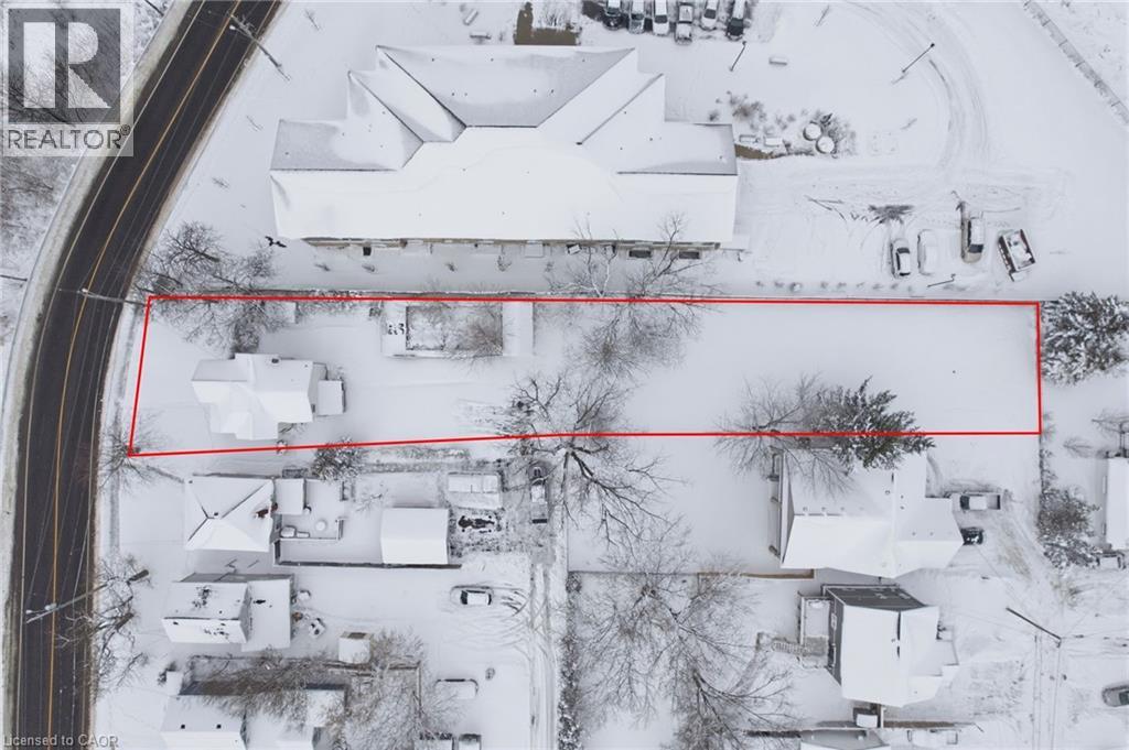 170 Oakdale Avenue, St. Catharines, Ontario  L2P 2K9 - Photo 8 - 40798764