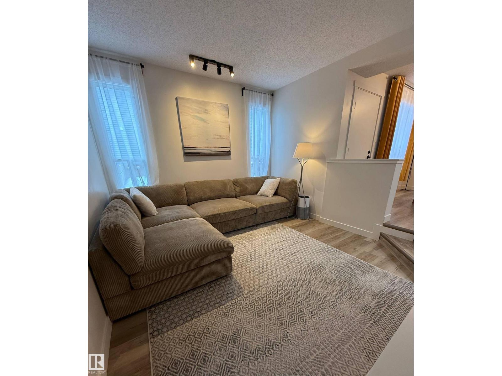 #33 4403 Riverbend Rd Nw, Edmonton, Alberta  T6H 5S9 - Photo 4 - E4470036