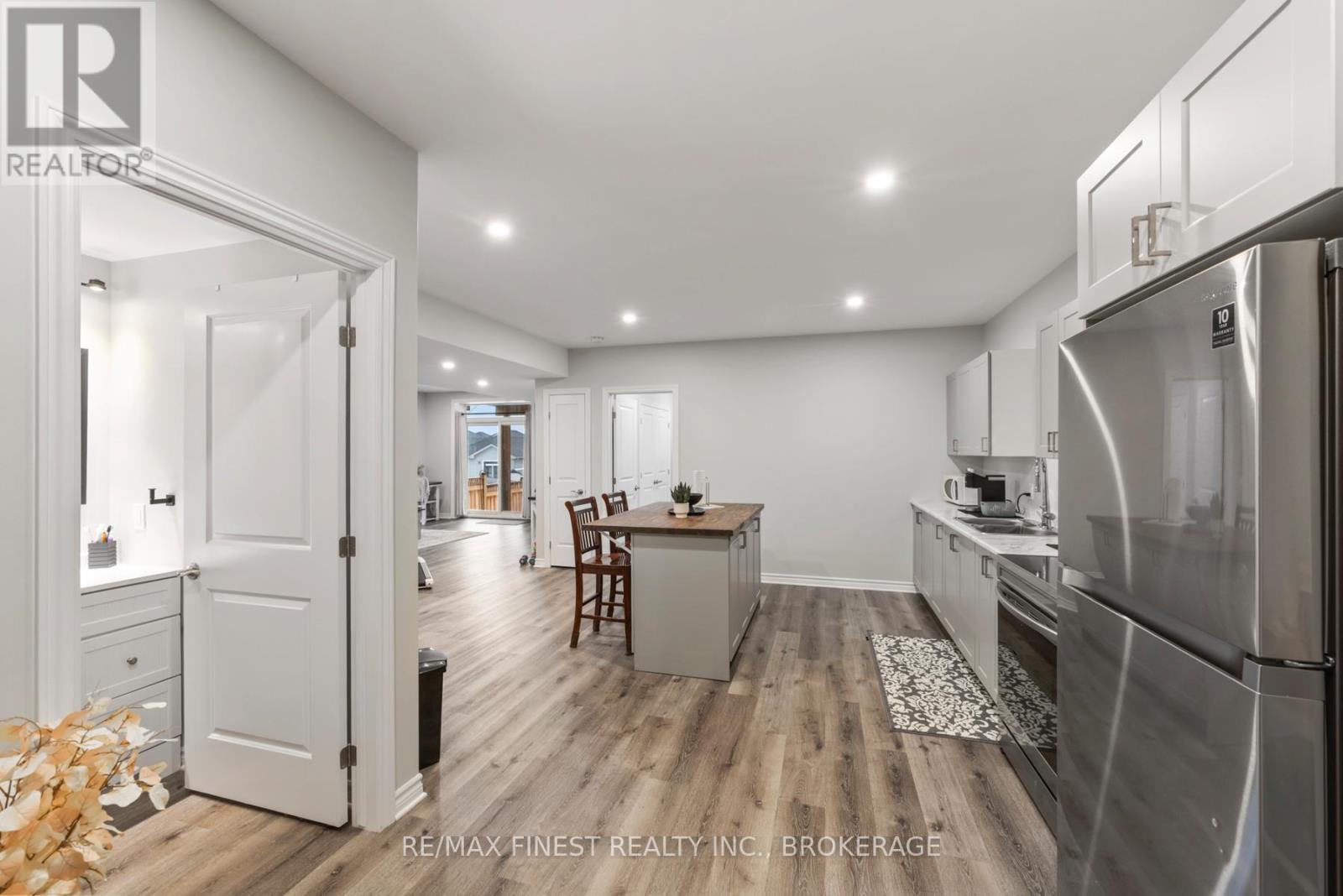 1383 Woodfield Crescent, Kingston, Ontario  K7P 0T4 - Photo 16 - X12704904