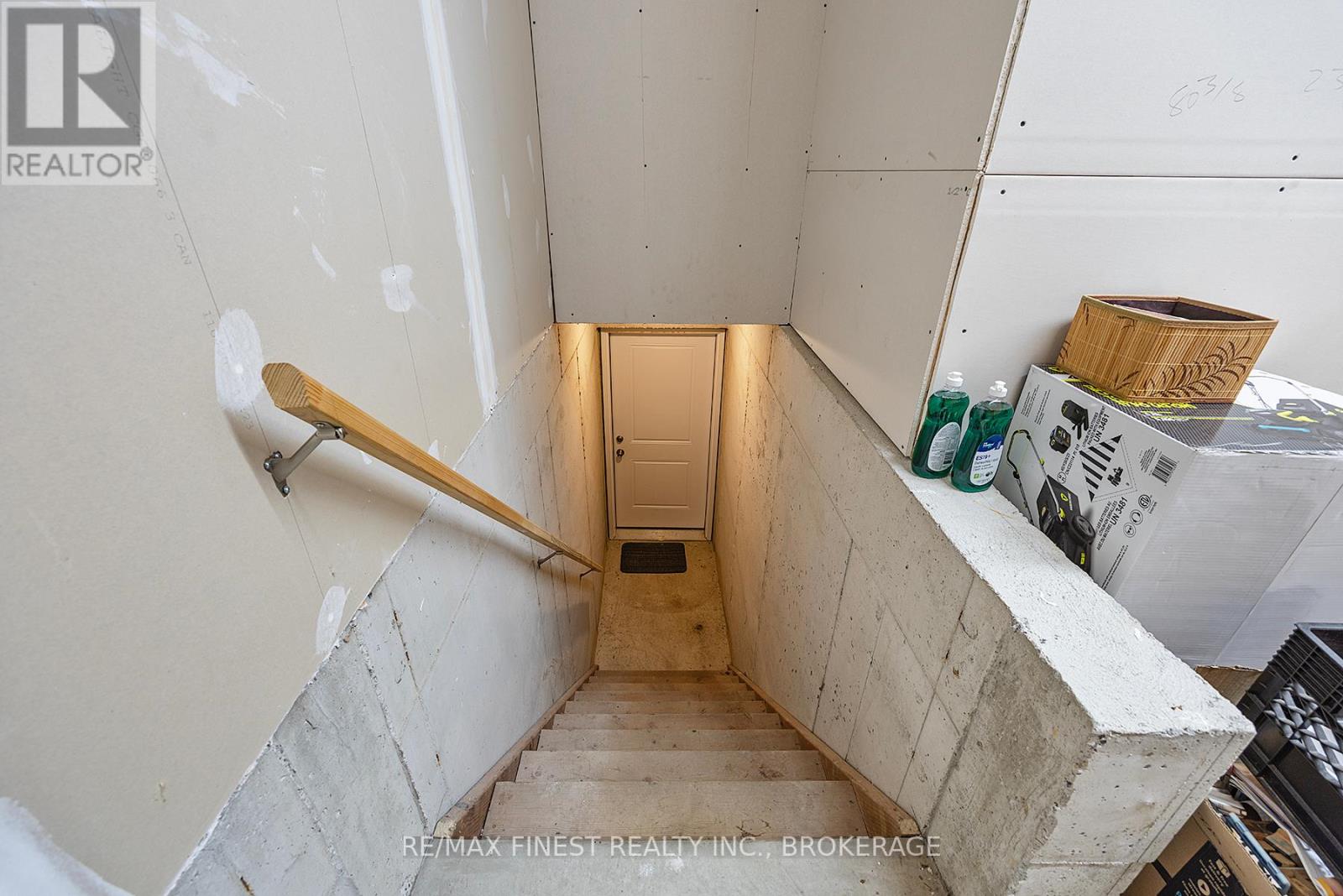 1383 Woodfield Crescent, Kingston, Ontario  K7P 0T4 - Photo 26 - X12704904