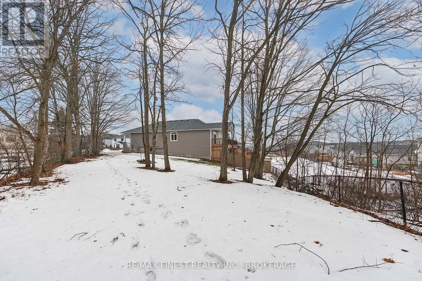 1383 Woodfield Crescent, Kingston, Ontario  K7P 0T4 - Photo 31 - X12704904