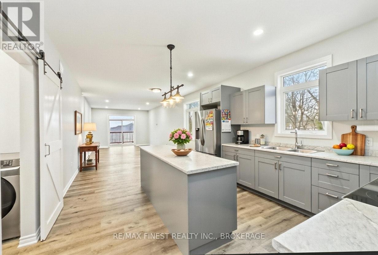 1383 Woodfield Crescent, Kingston, Ontario  K7P 0T4 - Photo 4 - X12704904