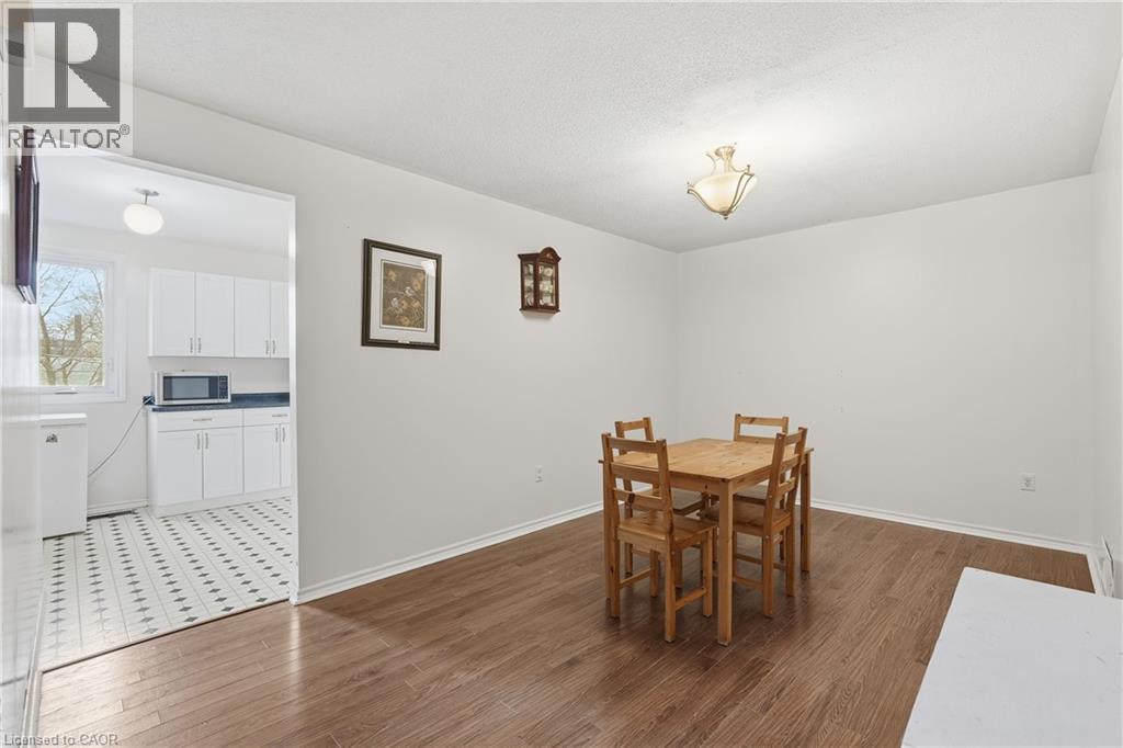 47 Walnut Street, Brantford, Ontario  N3T 1H1 - Photo 5 - 40799214