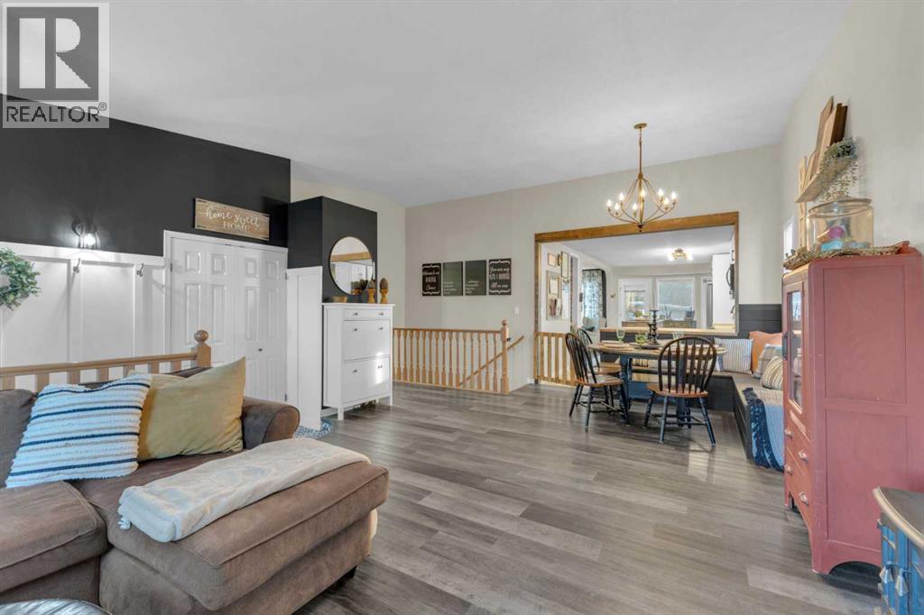 63 Duston Street, Red Deer, Alberta  T4R 2L6 - Photo 7 - A2276573