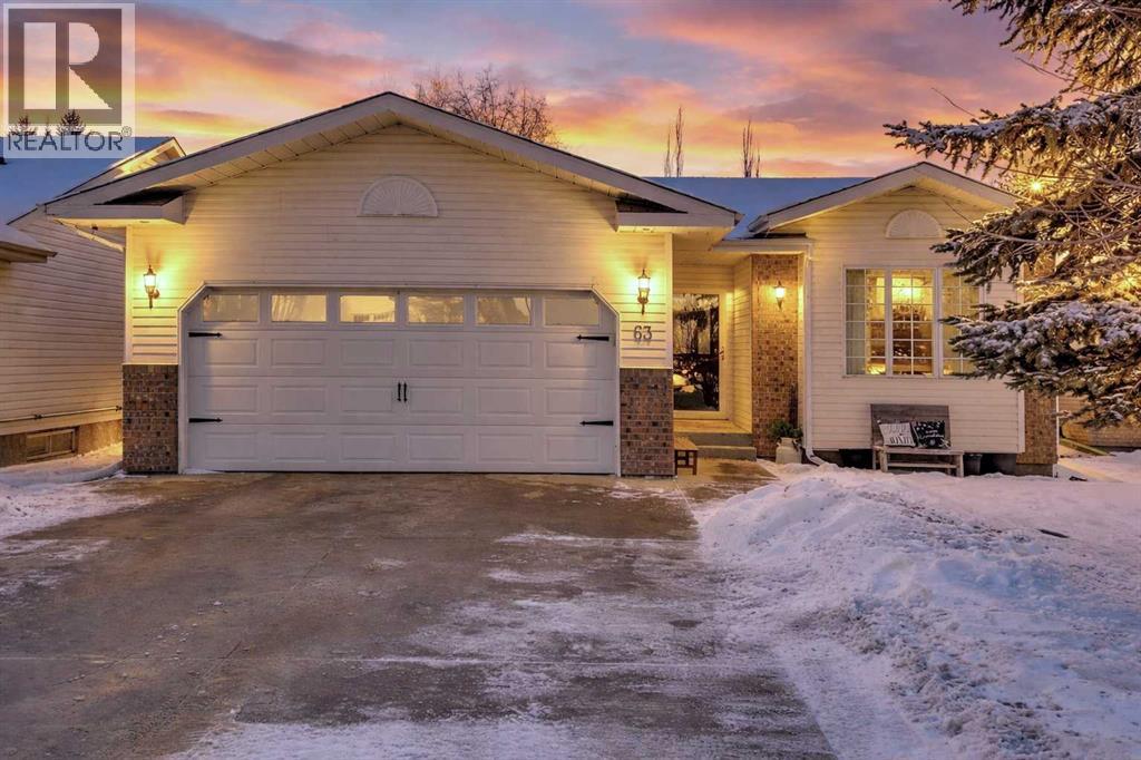 63 Duston Street, Red Deer, Alberta  T4R 2L6 - Photo 2 - A2276573