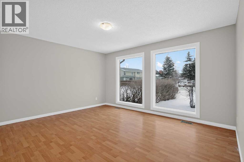 34 Marbank Place Ne, Calgary, Alberta  T2A 4H5 - Photo 4 - A2278204