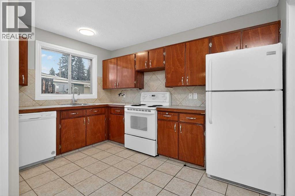 34 Marbank Place Ne, Calgary, Alberta  T2A 4H5 - Photo 8 - A2278204