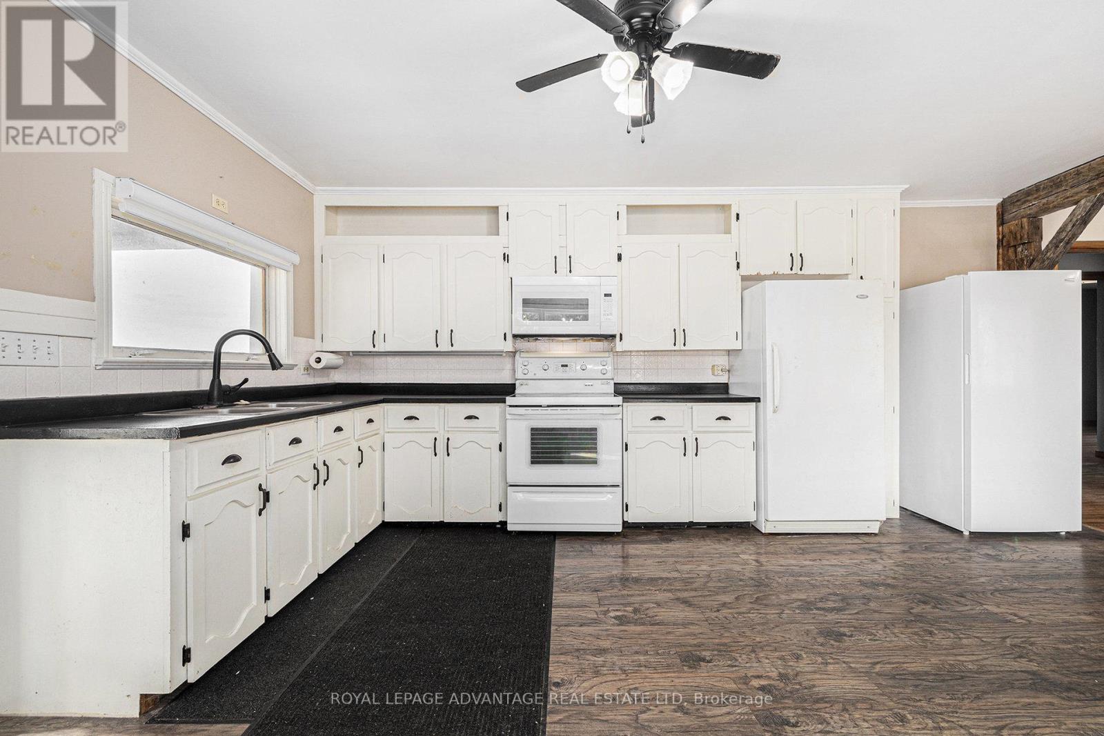 19320 Highway 7 Road, Tay Valley, Ontario  K7H 3C9 - Photo 11 - X12413060