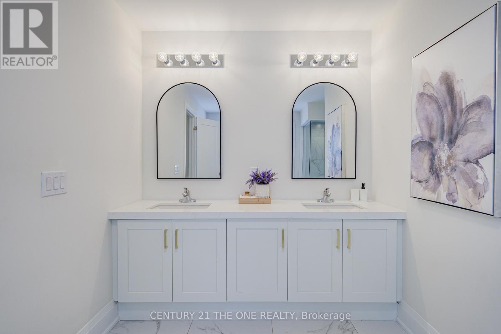 420 Seaview Heights, East Gwillimbury, Ontario  L9N 0Y5 - Photo 35 - N12678576