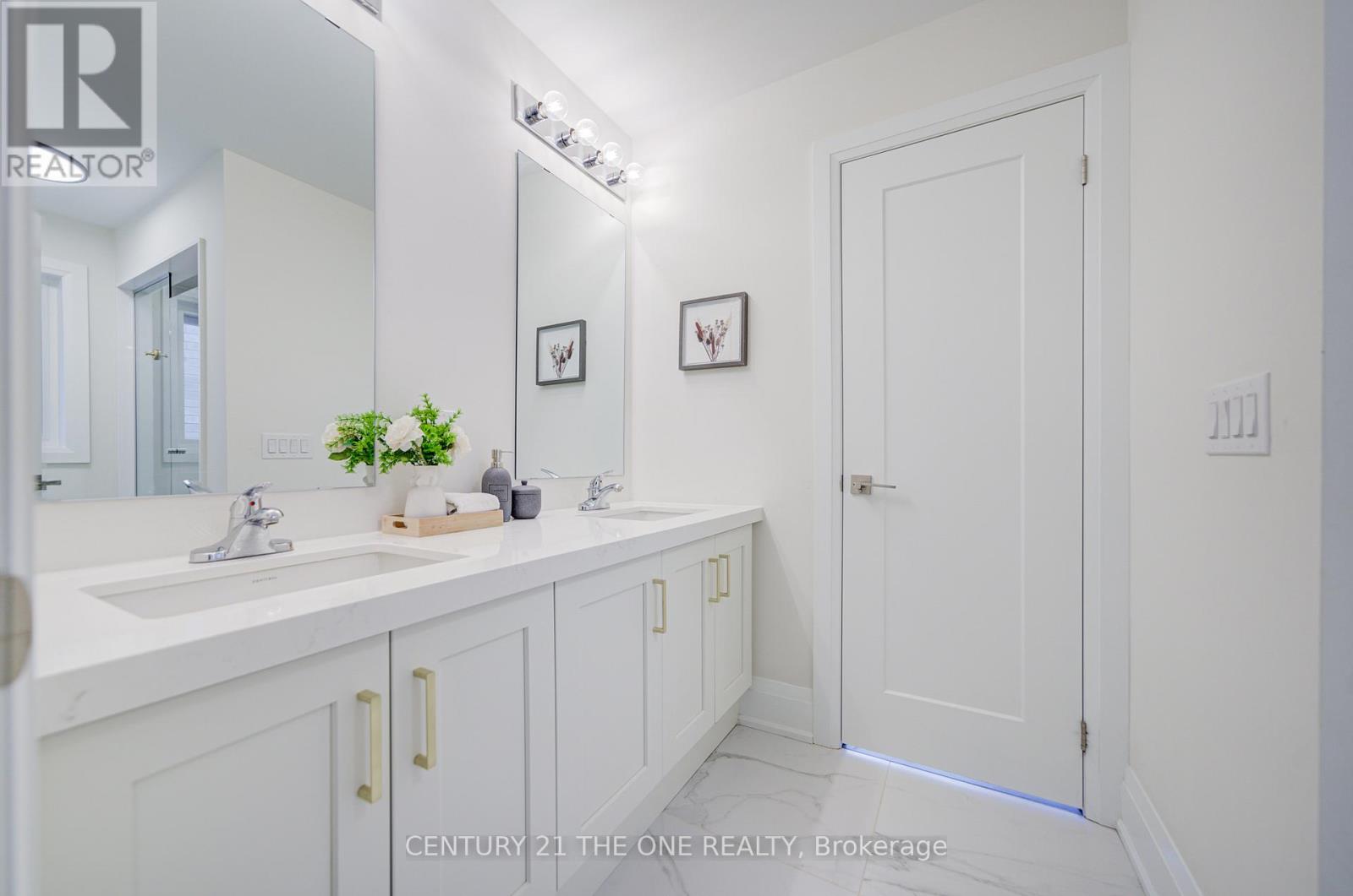 420 Seaview Heights, East Gwillimbury, Ontario  L9N 0Y5 - Photo 41 - N12678576