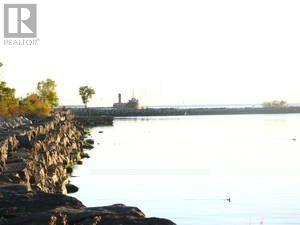 29 Maple Avenue N, Mississauga, Ontario  L5H 2R9 - Photo 5 - W12687740