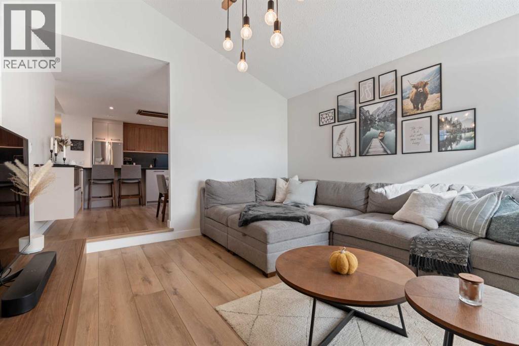 7132 36 Avenue Nw, Calgary, Alberta  T3B 1T8 - Photo 11 - A2279058