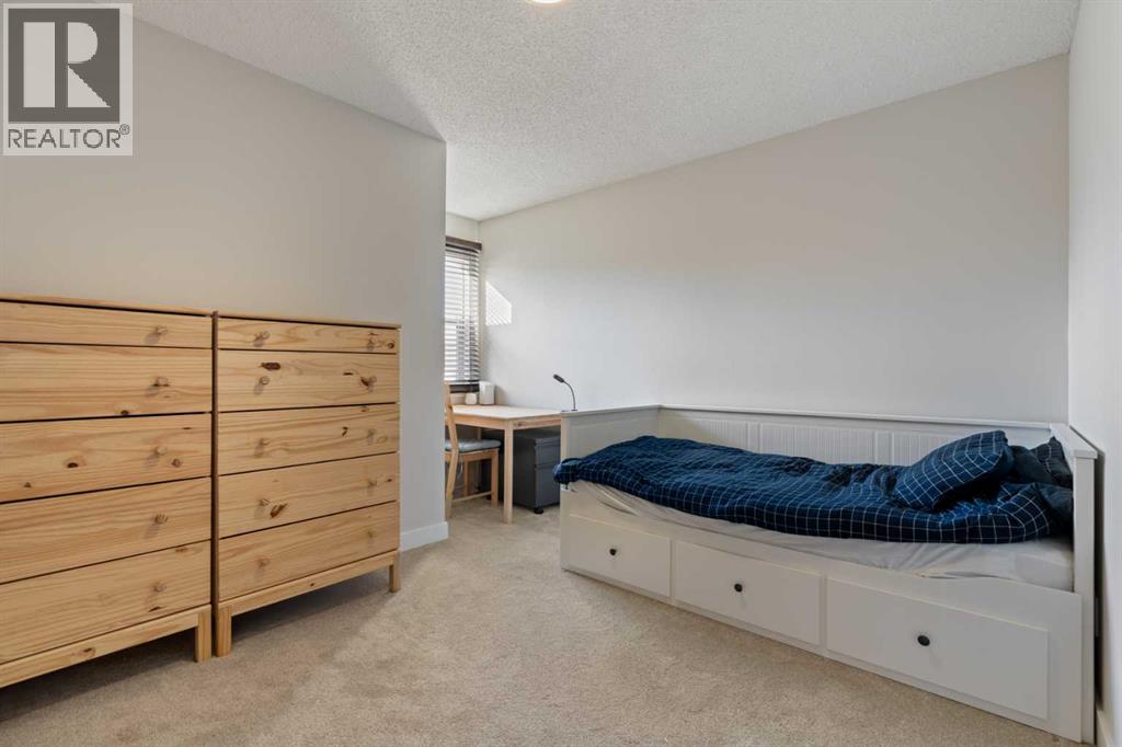 7132 36 Avenue Nw, Calgary, Alberta  T3B 1T8 - Photo 12 - A2279058