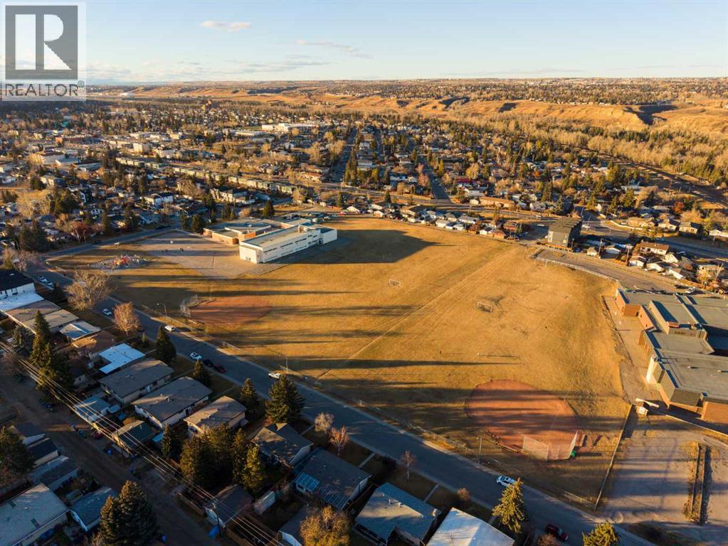 7132 36 Avenue Nw, Calgary, Alberta  T3B 1T8 - Photo 36 - A2279058