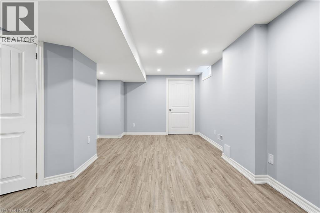 100 Springstead Avenue, Stoney Creek, Ontario  L8E 6E9 - Photo 23 - 40799220