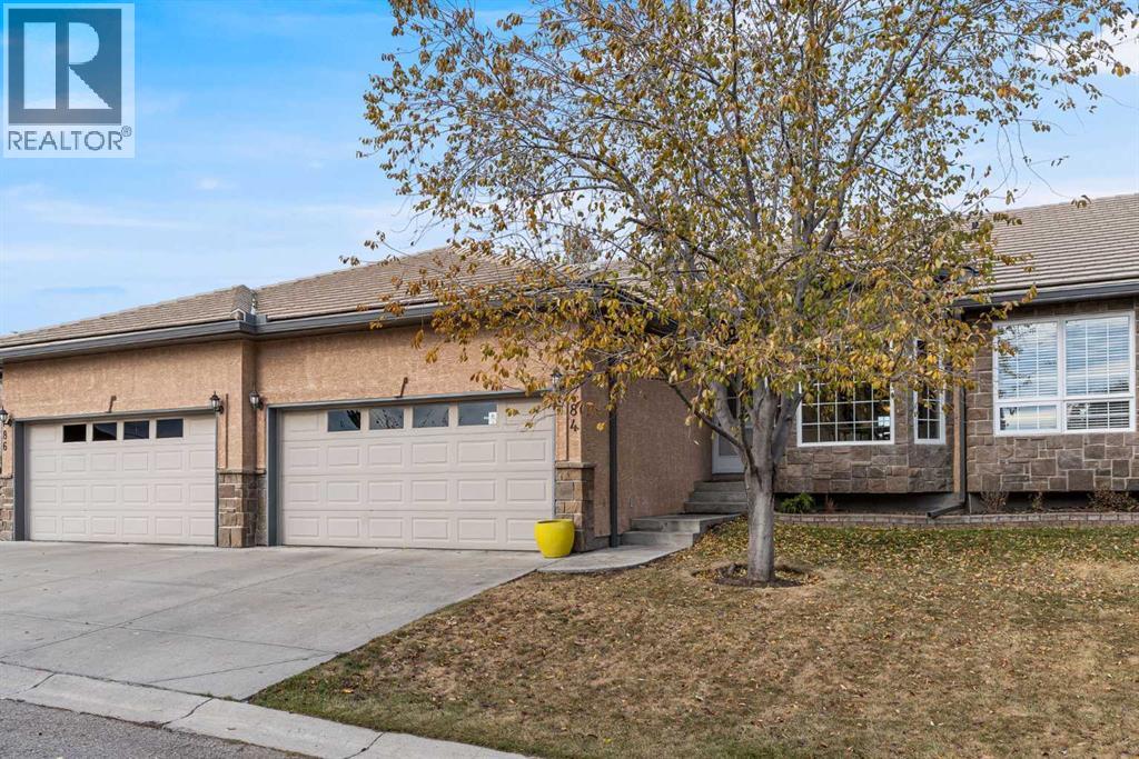 84 Shannon Estates Terrace Sw, Calgary, Alberta  T2Y 4C6 - Photo 2 - A2277072