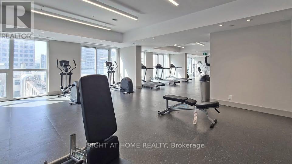 1609 - 99 John Street, Toronto, Ontario  M5V 0S6 - Photo 14 - C12704848