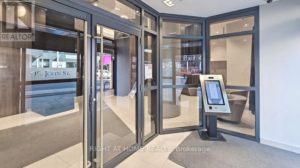 1609 - 99 John Street, Toronto, Ontario  M5V 0S6 - Photo 15 - C12704848