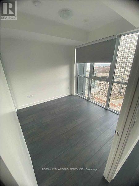 2013 - 38 Lannuzzi Street, Toronto, Ontario  M5V 0S2 - Photo 7 - C12704906