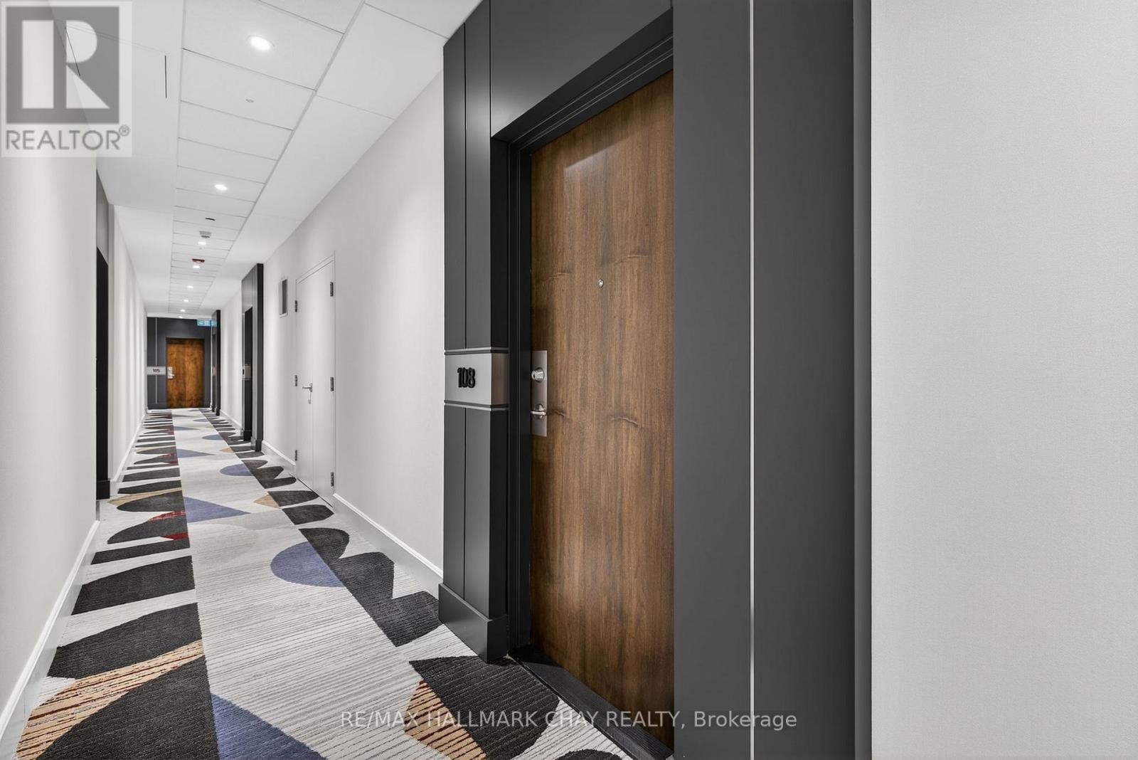 108 - 701 Sheppard Avenue W, Toronto, Ontario  M3H 2S7 - Photo 2 - C12704946