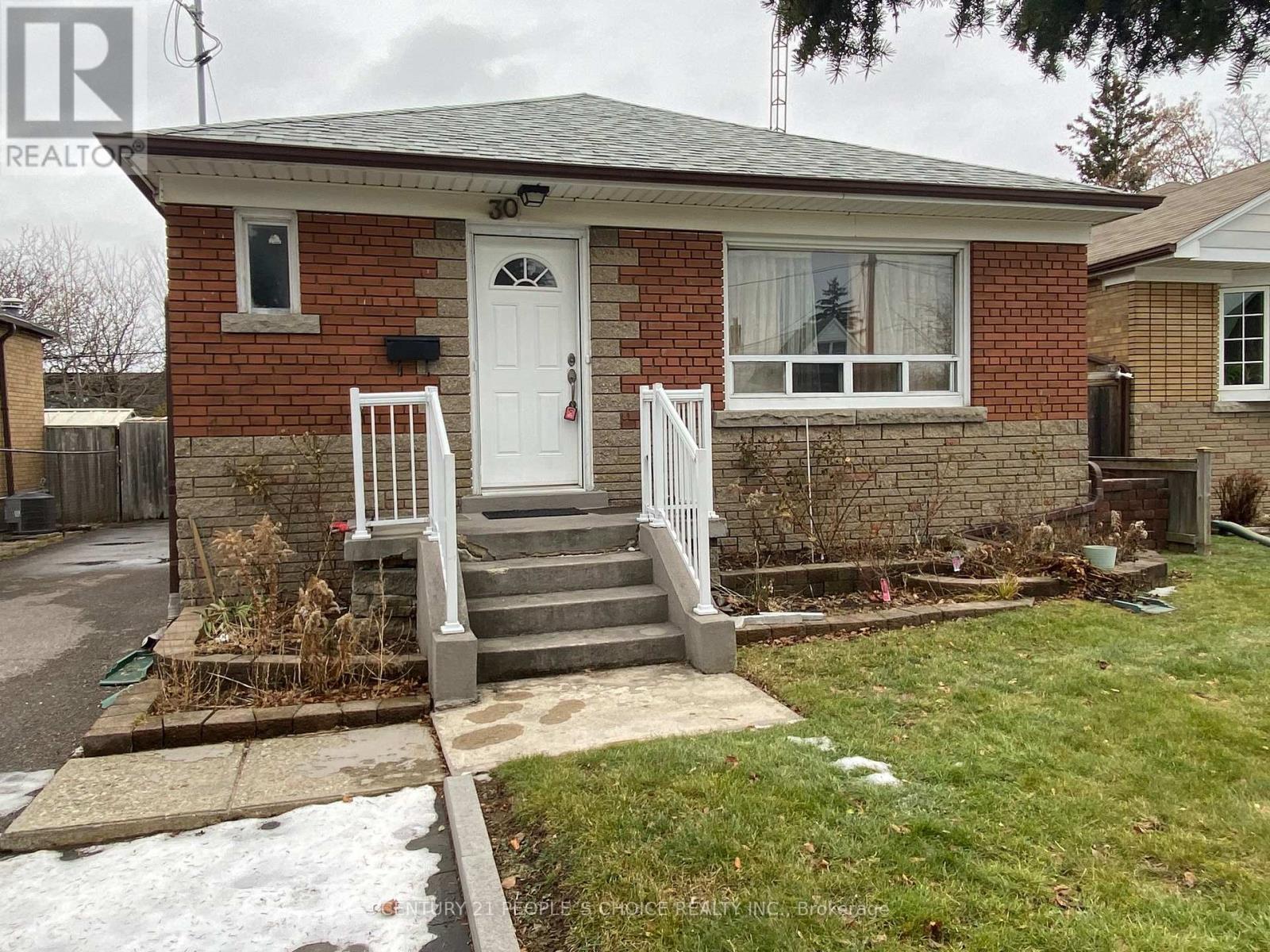 Upper - 30 Ordway, Toronto, Ontario  M1K 4J4 - Photo 1 - E12704910