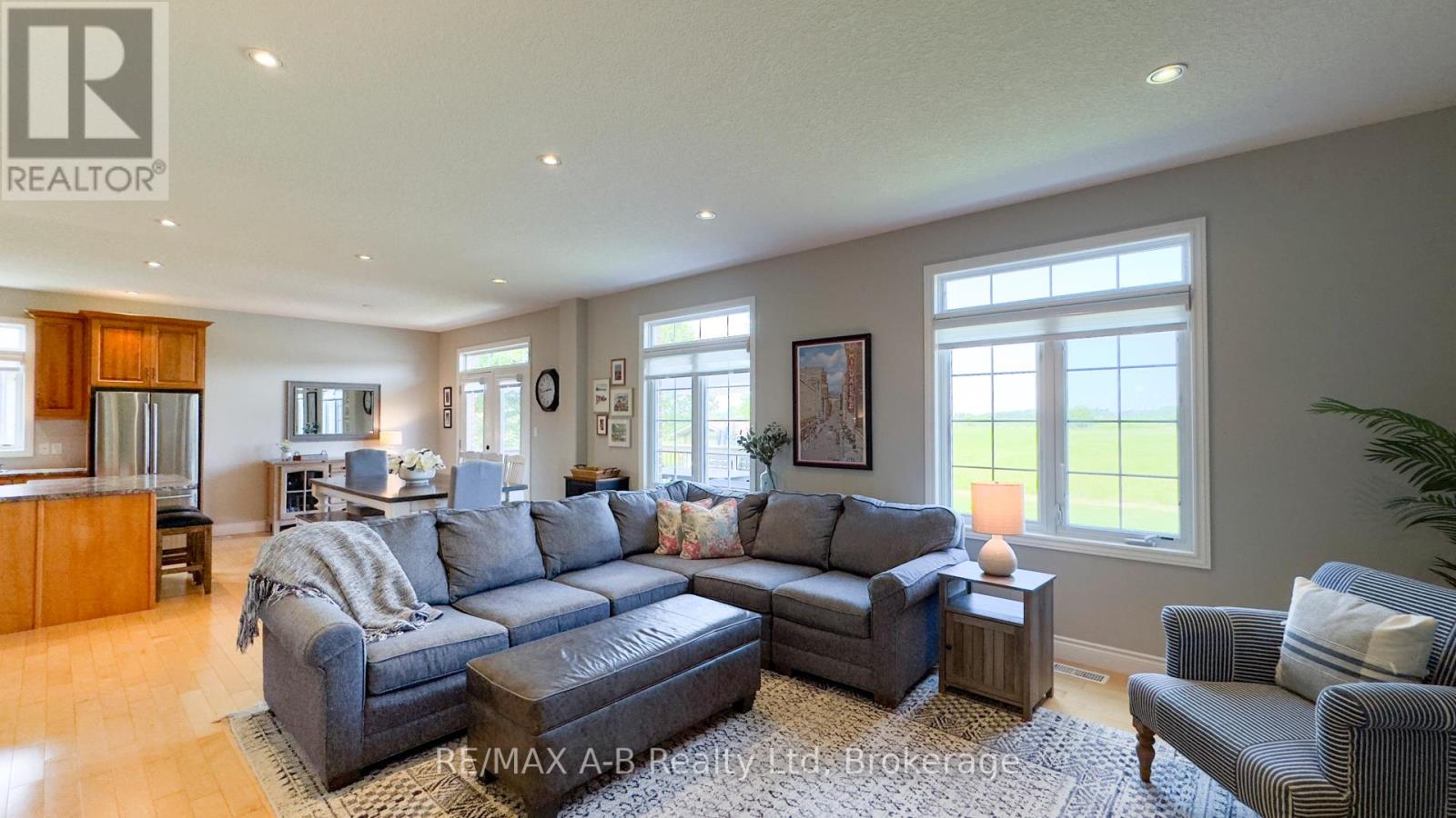 77 Guest Court, St. Marys, Ontario N4X 1E5 - Photo 20 - X12379702